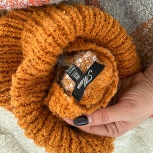 Sonoma Cozy Knit Scarf - Orange